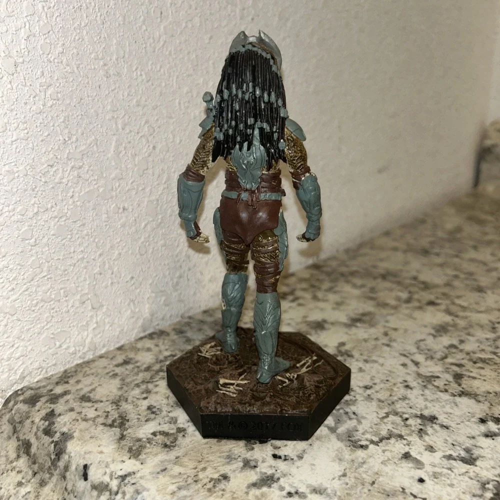 N/A predator figure